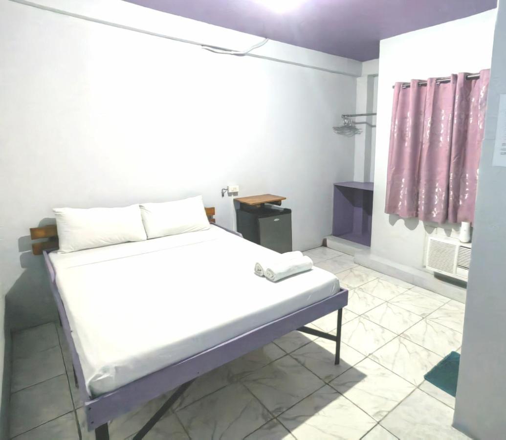 Manila Nomads Hostel Manilla Buitenkant foto